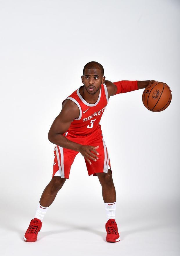 金州勇士迎全明星赛关键赛；关键时刻更衣室发声；震撼外界；控场能力受关注的简单介绍